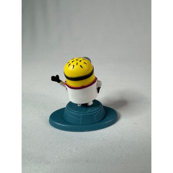 Despicable Me Minions Collectible Minifigure Lot - Picture 3 of 9